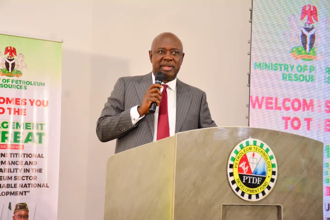 Minister of State for Petroleum Resources (Oil), Senator Heineken Lokpobiri, delivering his keynote address at the Management Retreat of the Ministry of Petroleum Resources