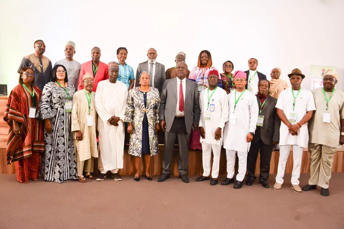 Minister of State for Petroleum Resources (Oil), Senator Heineken Lokpobiri (centre), Permanent Secretary, Ministry of Petroleum Resources, Mrs. Patience Oyekunle, Directors of the Ministry, Chief Executive Officers of Agencies and other senior management staff during the Management Retreat