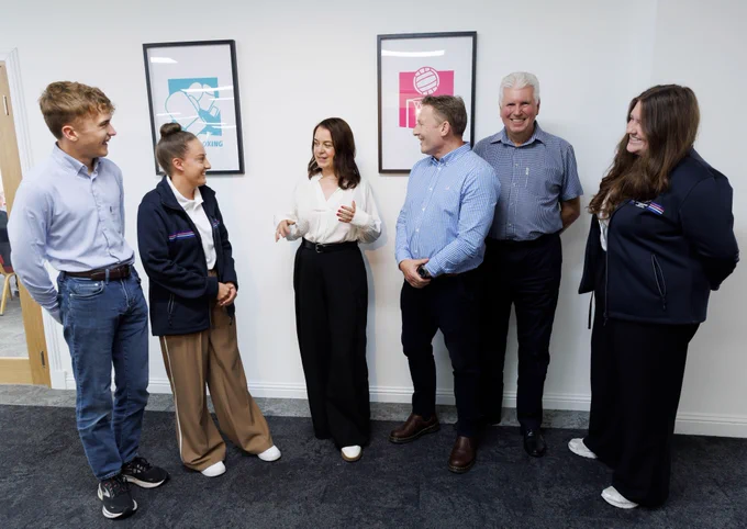 Minister Stephanie Peacock meets with staff and officials at the Commonwealth Games Organising Committee offices in Glasgow.
