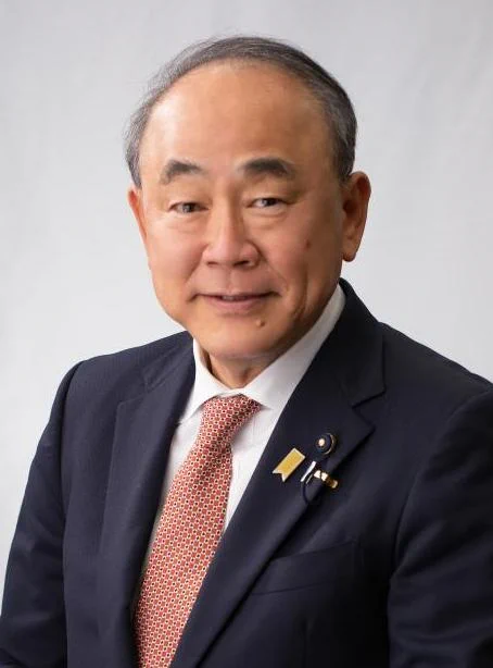 
氏名　川上　浩（かわかみ　ひろし）

生年　昭和30年（1955年）

選挙区　黒部市

当選回数　2回

会派名　自由民主党富山県議会議員会

所属委員会　地方創生産業委員会委員長
　　　　　 地域公共交通対策特別委員会

連絡先　〒938-0862 黒部市宇奈月町浦山640番地
TEL：0765(65)0356
FAX：0765(65)0360

https://www.pref.toyama.jp/0100/gikai/members/giin/kawakami.html