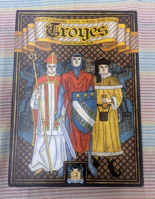 ４枚目。Troyes 2010年 セバスチャン・デュジャルダン。他にソレニア，デウス。
アートワーク：Alexandre Roche
出版社：Pearl Games