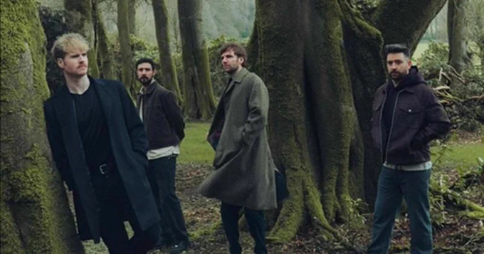 A photo of the band Kodaline