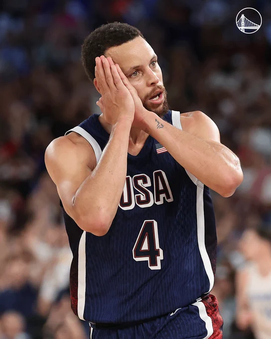 Stephen Curry does 'Night, Night' pose in blue USA jersey