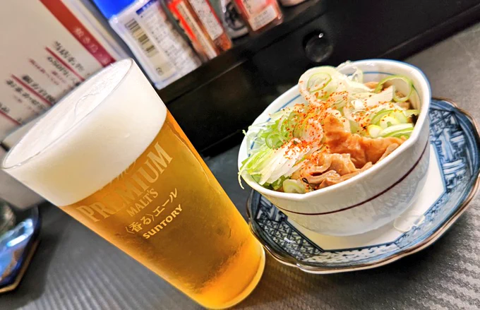 
→6時台出社
→ちょい休憩ってffさんに言ったけど2〜3分🤣
→結果、今朝の娘弁当の味見のあと
　20:30過ぎまでぶっ通し🫩ﾊﾗﾍｯﾀ😅

さすがに仕事を切り上げて寄り道🏮
今日は1席、空いてました🙌

22時閉店なので小一時間🍺🥃飲んで帰ります🚃
