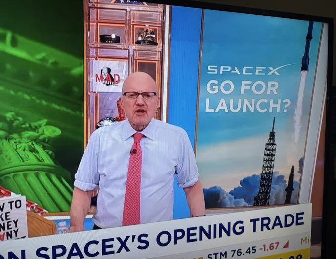 CNBC graphic “SpaceX Go for Launch?” but shows a Blue Origin New Glenn rocket.