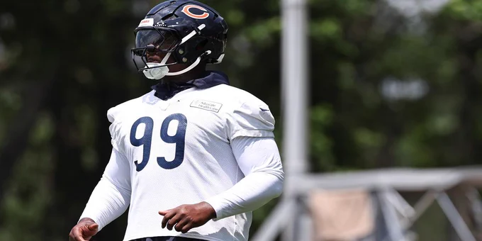 Gervon Dexter responds to outside criticism of Bears' defense