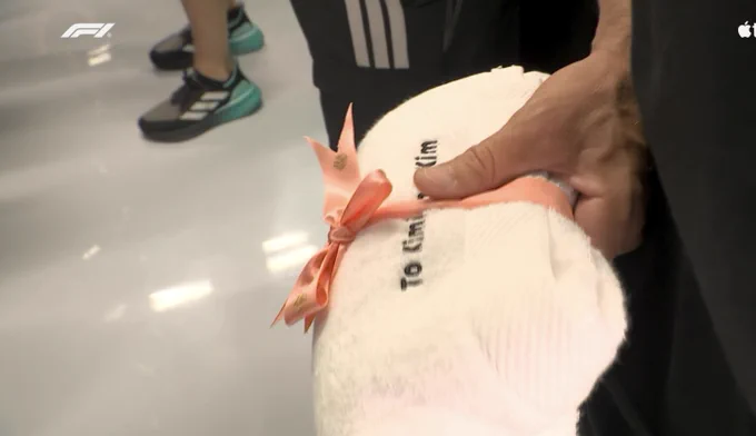 A towel for Kimi Antonelli