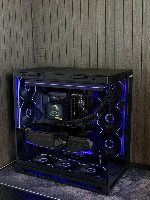Ryzen 7 7800X3D
XFX RX 9070 XT Mercury 16GB OC 
Gigabyte X870 Eagle WiFi 7 
DDR5 32GB G.Skill 6000mhz cl36 
4TB WD Blue   1TB X16 
Thermalright Mjolnir Vision 360mm
Corsair RM850E 
Majesty Falcon