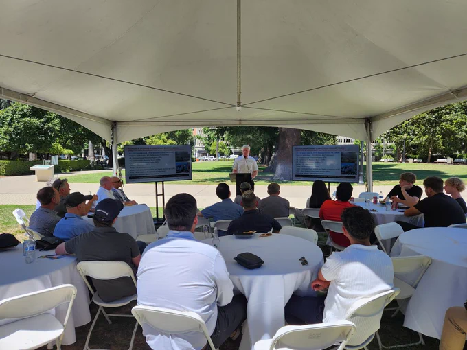 A group listening to a presentation 