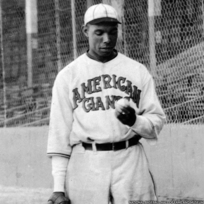 Black and white portrait of Bill Foster wearing an American Giants uniform. (National Baseball Hall of Fame and Museum)
