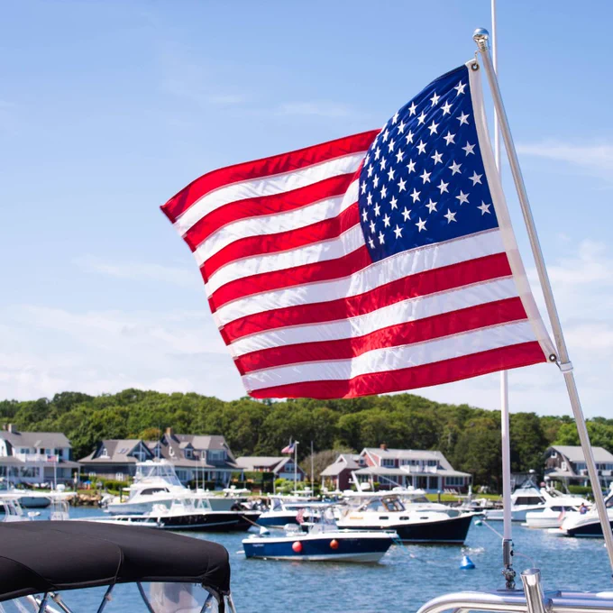 us flag boat july 4th