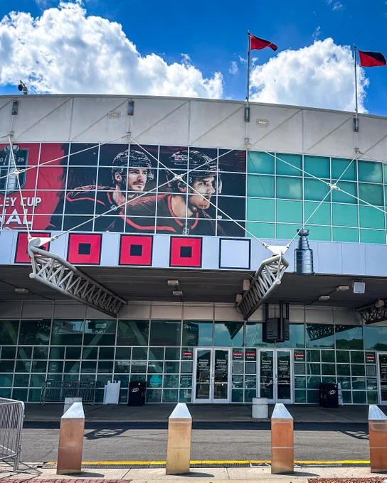 Photo of the 15th warning flag outside of the Lenovo Center