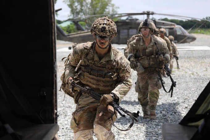 U.S. Army Soldiers assigned to 2nd Battalion, 35th Infantry Regiment, 3rd Mobile Brigade, 25th Infantry Division, board a UH-60 Blackhawk as part of Salaknib 2026 at Fort Magsaysay, Nueva Ecija, Philippines, June 6, 2026. Exercise Salaknib highlights the enduring U.S.-Philippine alliance, enhancing interoperability and readiness through combined arms operations, multi-domain integration, and humanitarian assistance efforts for regional stability.