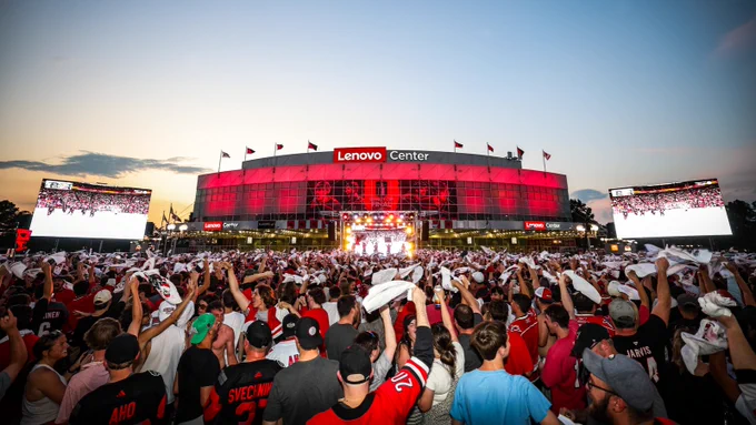 Photo of the outdoor Hurricanes Watch Party at the Lenovo Center 
