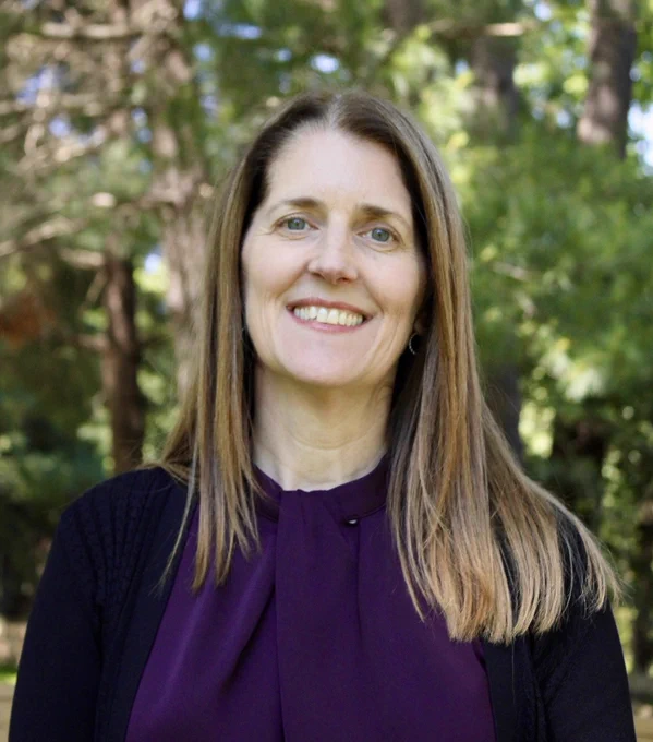Photo of Laura Lautz