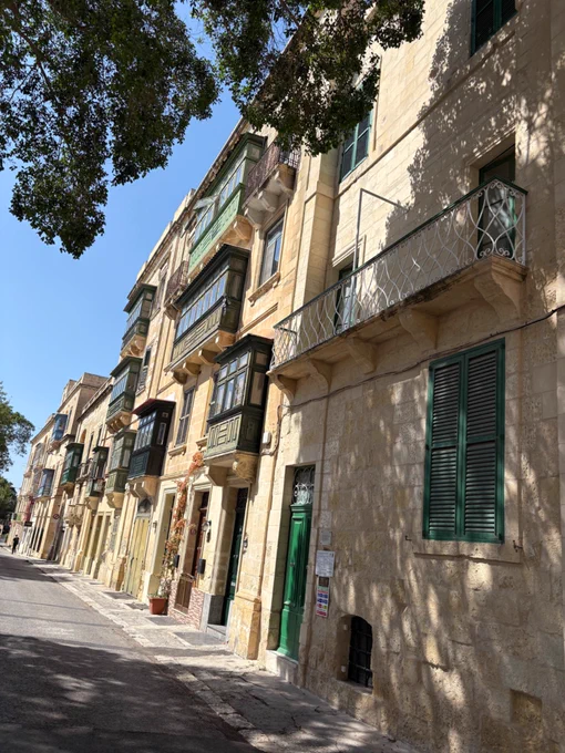Historic streetscapes that can be seen in Valletta, Malta
マルタのバレッタで見られる歴史的な街並み