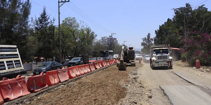 Obras inconclusas afectan el Circuito Interior y Periférico de Oaxaca
