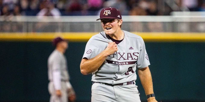 Veteran transfer pitcher commits to Texas A&M baseball