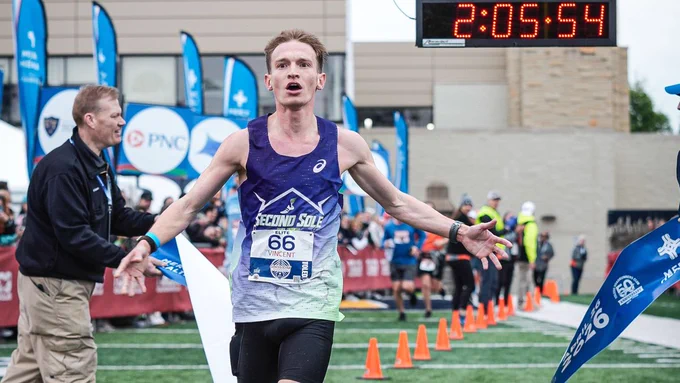 The Killer Double Threshold Workouts That Helped Vincent Mauri Run a 2:05 Debut Marathon