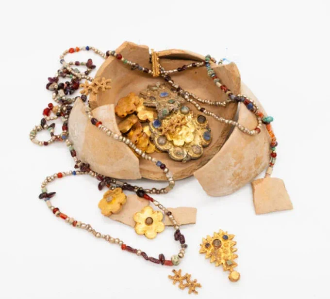 Ancient gold jewelry found in Saudi Arabia