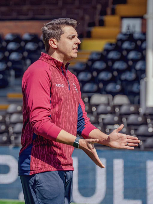 Danny steps down as first team coach