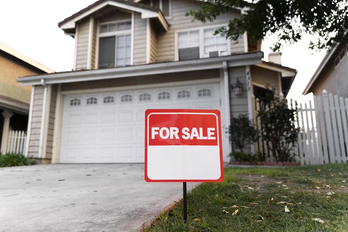 Ilustrasi rumah dijual (Foto: Magnific)
