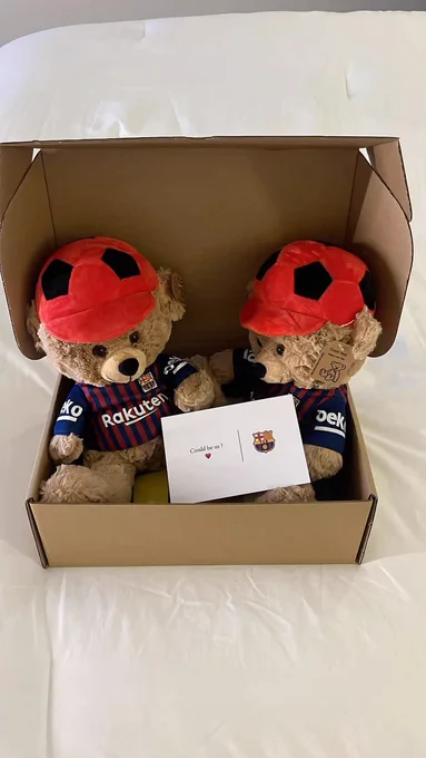 Match plushie with Kak Ardan walaupun dia ga ngerti hehe