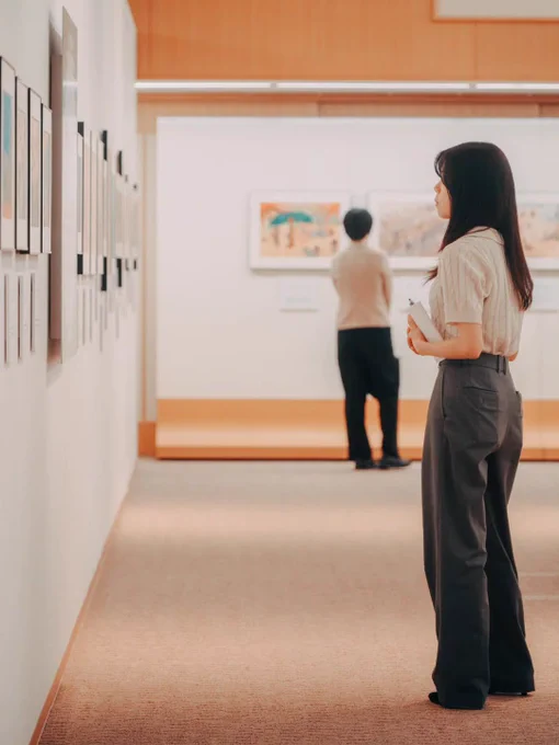 🆕News: On June 12, 2026, the opening ceremony of the exhibition "No More War! 𝘐𝘬𝘶𝘴𝘢 𝘺𝘢 𝘯𝘢𝘳𝘢𝘯 𝘥𝘰 (We must never allow war)—A Message from Okinawa" was held at the Soka Bunka Center in Tokyo. The exhibition runs through Sep. 13.

Okinawa was the site of the largest ground battle fought in Japan during World War II, in which approximately 1 in 4 residents lost their lives. In 1981, the Soka Gakkai Okinawa youth members began collecting paintings and drawings by survivors, capturing lived memories from a civilian perspective. Around 700 works were gathered and this exhibition displays 50 selected works, alongside panels on the history of the Battle of Okinawa.

#SokaGakkai #SeikyoShimbun