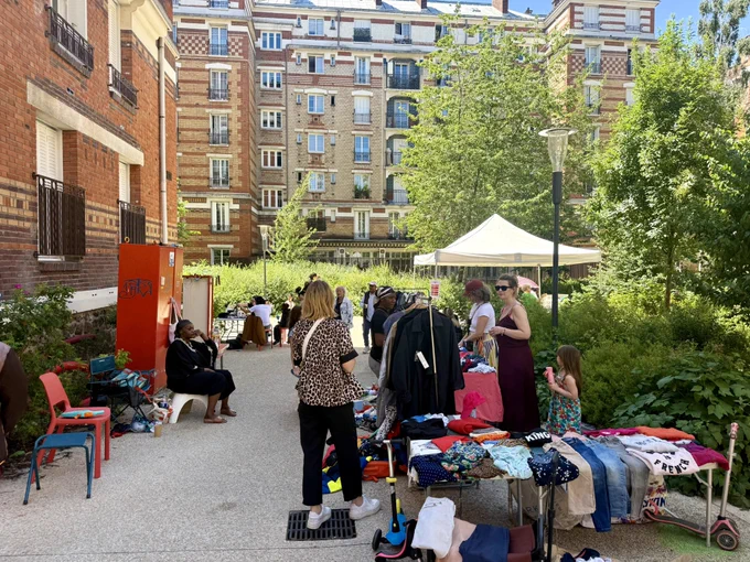 Vue du vide grenier
