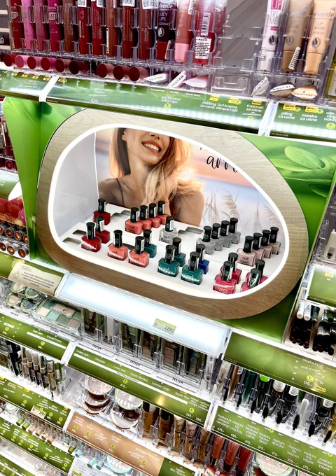Organic makeup products, lip care, vibrant nail polishes eyeshadow palettes, and mascaras💄💋

https://www.shutterstock.com/g/Hitra?rid=193867524&utm_medium=nativeapp&utm_source=ctrbreferral-link

#NaturalCosmetics #graphicdesign #retaildesign #packagingdesign #editorialphoto
