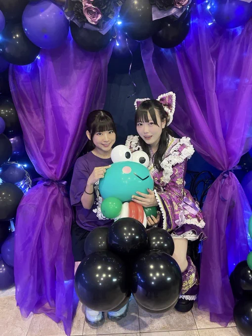 本日もありがとうございました！！
らんちゅ生誕！素敵すぎたね〜〜🫶✨✨
カバー曲めちゃ楽しかったー！！✨‪＞𐋣＜✨
ソロもめちゃくちゃよかったー！！かっこいい成長らんちゅ‼️これからも一緒に頑張ろうね〜〜

そして来てくれた皆もありがとう！！
沢山お話来てくれて幸せちゃんでした😭❕
最後までお話してくれてありがとうー！！！
カバー曲も沢山褒められてうれぴぃです🫶
明日は2部制！サンハロシアターさんで1日待ってます❣️