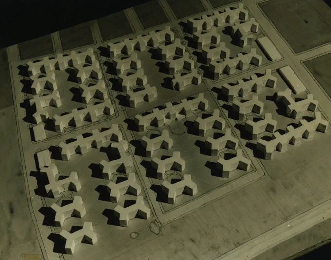 Tabletop model of Queensbridge Houses project.