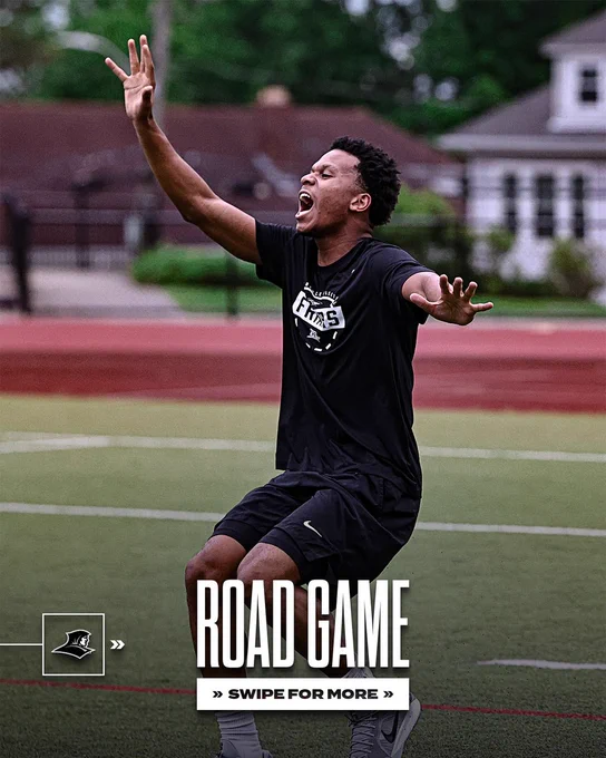 Gavin Hightower in a workout on the turf, Road Game swipe for more