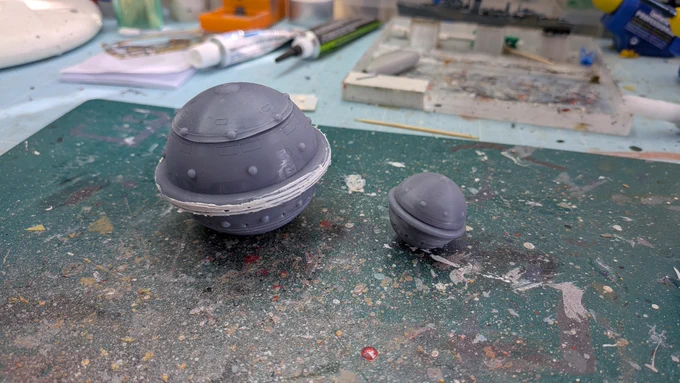 3D printed Perry Rhodan space ships 1/4000 scale