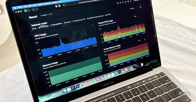 These 4 tiny Docker containers do the boring work that makes homelabs actually reliable