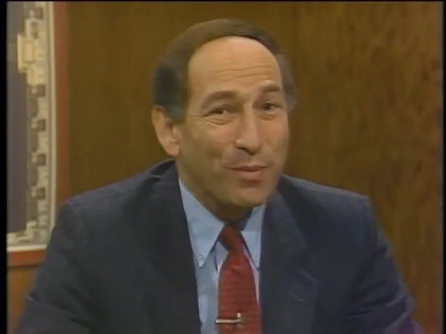 Approximate Frame #405 from The Computer Chronicles - BUS Wars 1988-aYt4ZPxVkSs