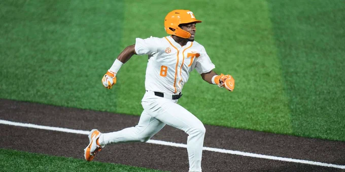Oklahoma baseball lands transfer from Tennessee