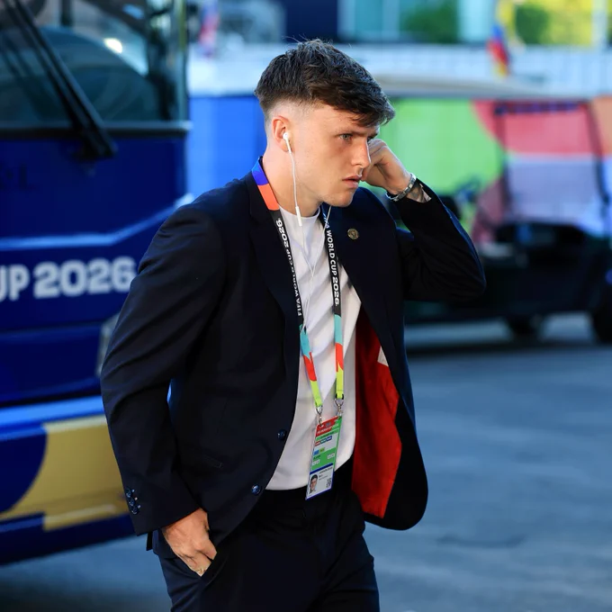 Ben Gannon-Doak arrives ahead of Haiti v Scotland in Boston.