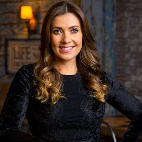Happy Birthday 🎈🎁🎂🎉

Actress and Popstars winner Kym Marsh was born on 13 June 1976.