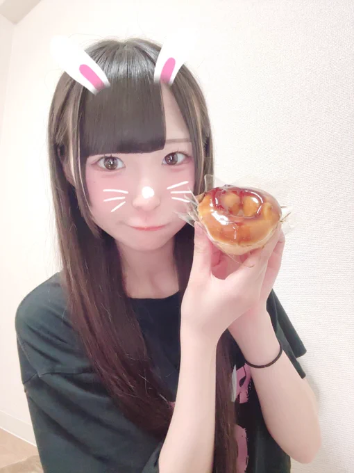 新入生がSNSはじめたのでみなさん！フォローしてくださいﾈ！！！
みんなばぶくてかわいい👶🏻🍼きゅーあぐ