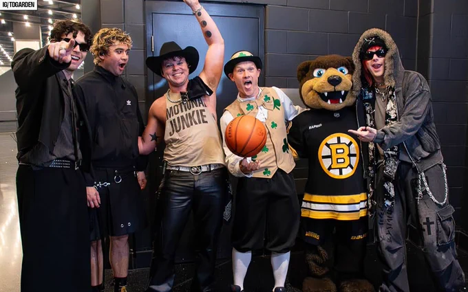 Photo of 5 Seconds of Summer and Blades the Bruin
