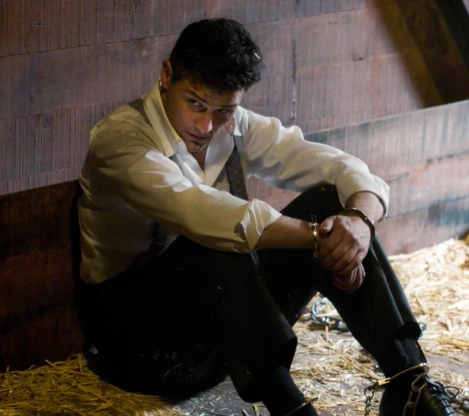 daniel sousa sitting on the floor of a barn in "agents of s.h.i.e.l.d."