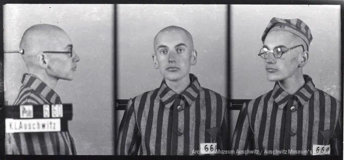 A mugshot registration photograph from Auschwitz. A man with a shaved head wearing a striped uniform photographed in three positions (profile and front with bare head and a photo with a slightly turned head with a hat on). The prisoner number is visible on a marking board on the left.