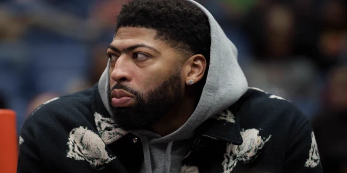Mock trade idea sends former Lakers All-Star to Houston