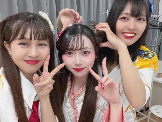 キラキラ目元かわいい♡
