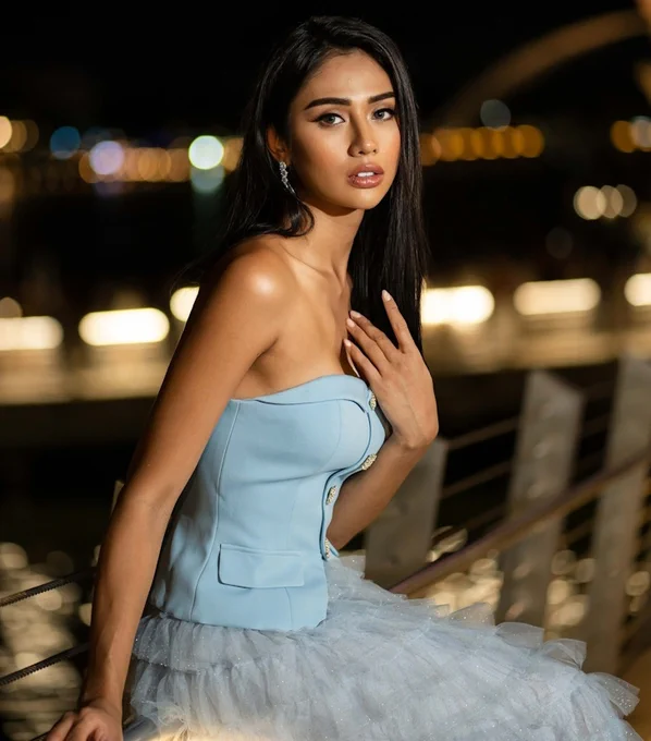 Qatrisha Zairyah – Most Beautiful Transgender Women in Light Blue Strapless Dress