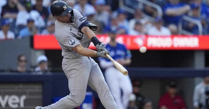 Goldschmidt's late homer lifts Yankees past Blue Jays 3-1, spoiling Gausman's outing