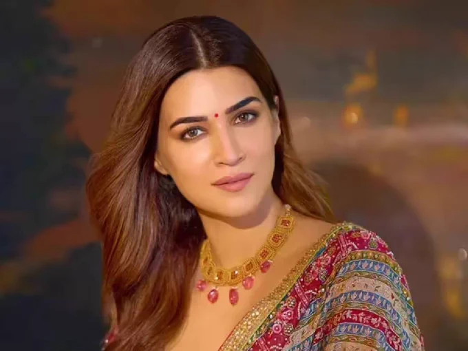 Kriti Sanon & Family