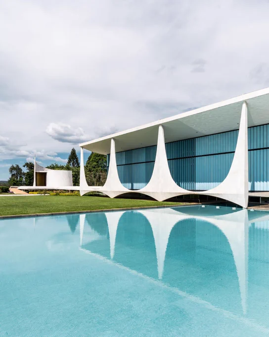 Palácio da Alvorada, official residence of the President of Brazil.
Photo: Gonzalo Viramonte