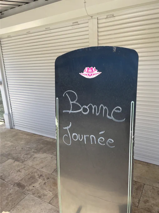 Bonne Journée

Einen guten schönen Tag in Frankreich!
